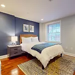 Apartment Roomy 1-bedroom - Faneuil Hall And Quincy Market Boston