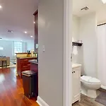 Roomy 1-bedroom - Faneuil Hall And Quincy Market