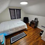 Rooms Available In A Hyde Park, Boston Neighborhood