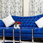 Nightingale Boston Hideaway