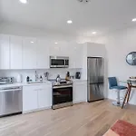 Luxury 1-Bed At The Vera Boston Landing Mbta