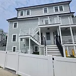 2Br Lower Garden-Level Apt 20Min