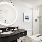 Hilton Back Bay Hotel 3*