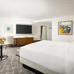 Hilton Back Bay Hotel 3*