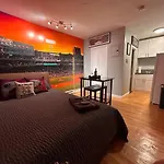 Downtown Boston Common Studio Theater District Chinatown Smart Hdtv Td Garden Bruins Celtics Patriots