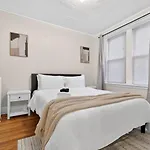 Luxe 1bd *