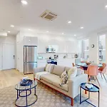 Luxury 2-Bed At The Vera Rooftop Deck, Near Mbta