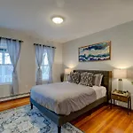 Spacious 2br Apartment Boston