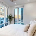 Luxury 2-Bed At The Vera Rooftop Deck, Near Mbta