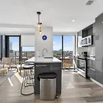 Modern 2br Prime Downtown Location Boston
