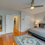Spacious 2Br Apt