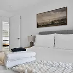 Luxe 3bd Allston Apartment *