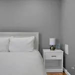 Airport Subway Condo