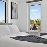 Luxury 3br 2ba Near Harvard With Free Parking