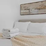 Luxury 3br 2ba Near Harvard With Free Parking Apartment