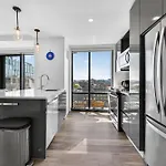 Modern 2br Prime Downtown Location Apartment Boston