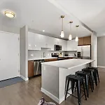 Apartment Beautiful Centrally Located 3 Bedroom