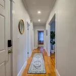Spacious 2br Apartment