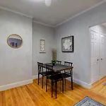 Apartment Spacious 2br *
