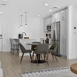 Luxe 3bd Allston Apartment