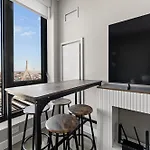 Beautiful Centrally Located 3 Bedroom *