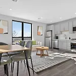 Luxe 3bd Brighton Boston