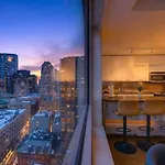 Luxury 2br 2ba Prime Downtown *