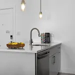 Luxury 3Br 2Ba Apt Near Harvard With Free Parking