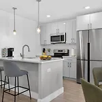 Luxury 3br 2ba Near Harvard With Free Parking * Boston