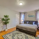 Spacious 2br Boston
