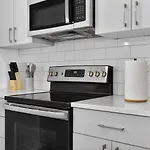 Luxury 3br 2ba Near Harvard With Free Parking Apartment