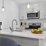 Apartment Luxury 3br 2ba Near Harvard With Free Parking