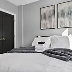 Luxe 3bd Brighton * Boston