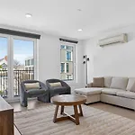 Apartment Luxe 3bd Allston *