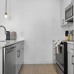Apartment Luxe 3bd Allston Boston