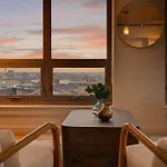 Luxury 2br 2ba Prime Downtown Boston