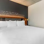 Cambria Downtown - Seaport 4* Boston