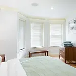 Brownstone Luxury Penthouse Condo