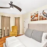 Apartment Comfort *