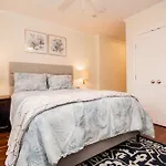 2 Bedroom Unit W Elevator & In-unit Laundry Boston