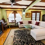 Victorian Condo