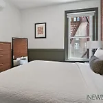 Aparthotel 304 Newbury Street By Thatch 4*
