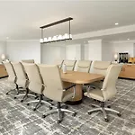 Hotel Hilton Back Bay 3*