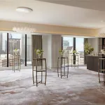 Raffles Hotel 5*