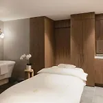 Raffles 5*