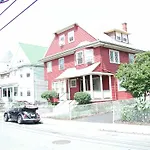 Allston Red House 1 Bed Apartment By Royalstreet