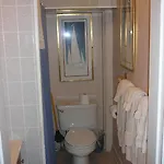 Guest house 463 Beacon Street 2*