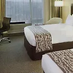 Doubletree By Hilton Bayside 3* Boston