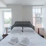 Two-Bedroom On Massachusetts Avenue Apt 3