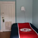 463 Beacon Street Guest house